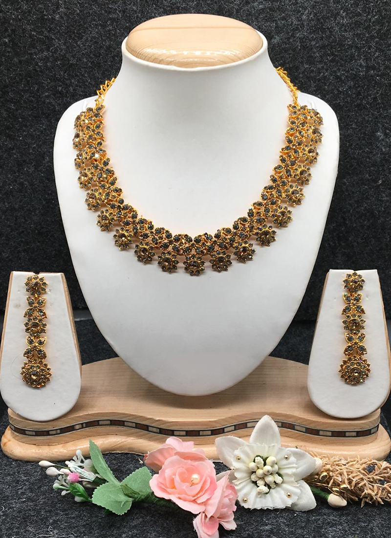 fancy necklace set online shopping