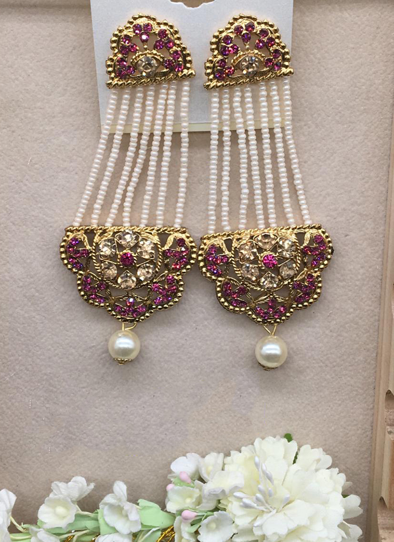 Amazon.com: 14K Gold Diamond Cut Oval Fancy Design Mini French Lock Hoop  Earrings - Jewelry for Women/Girls - Small Hoop Earrings: Clothing, Shoes &  Jewelry