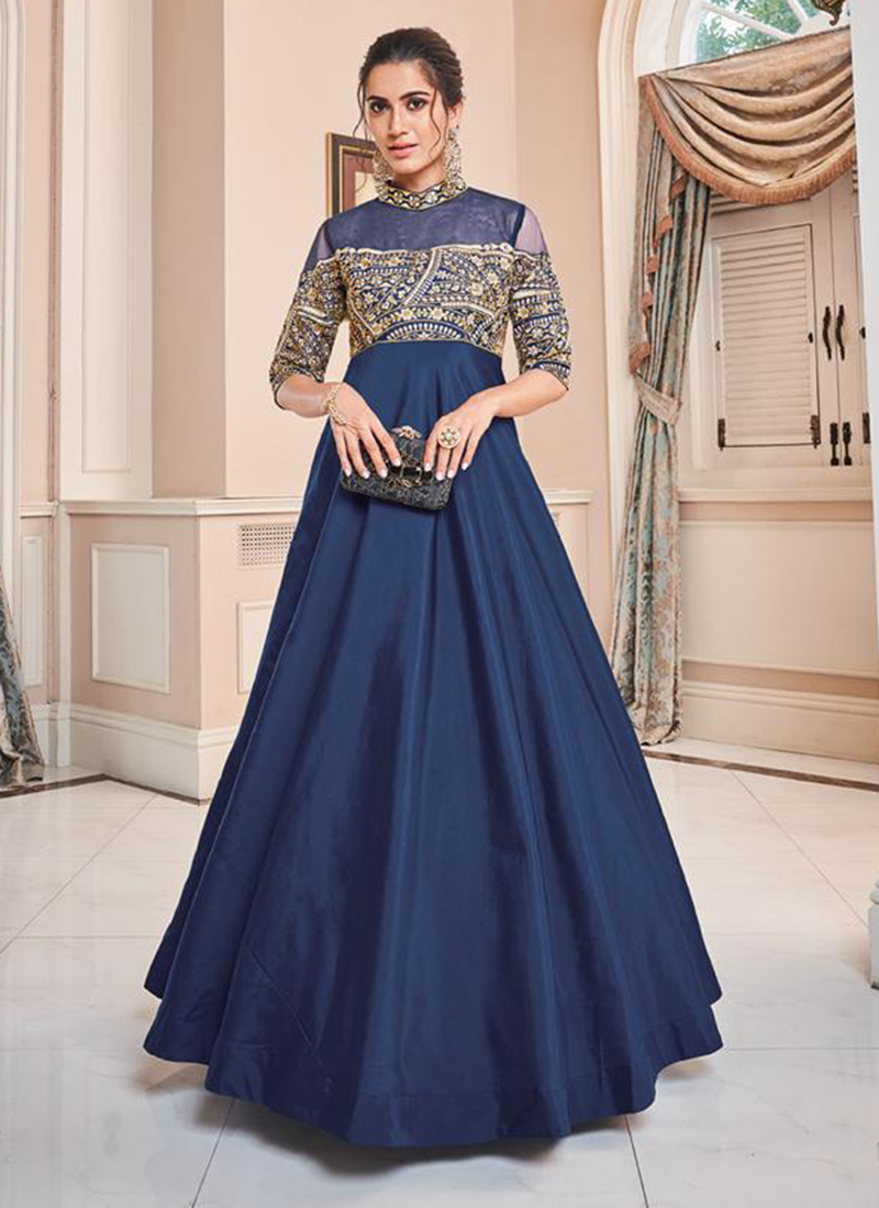 tapeta gown