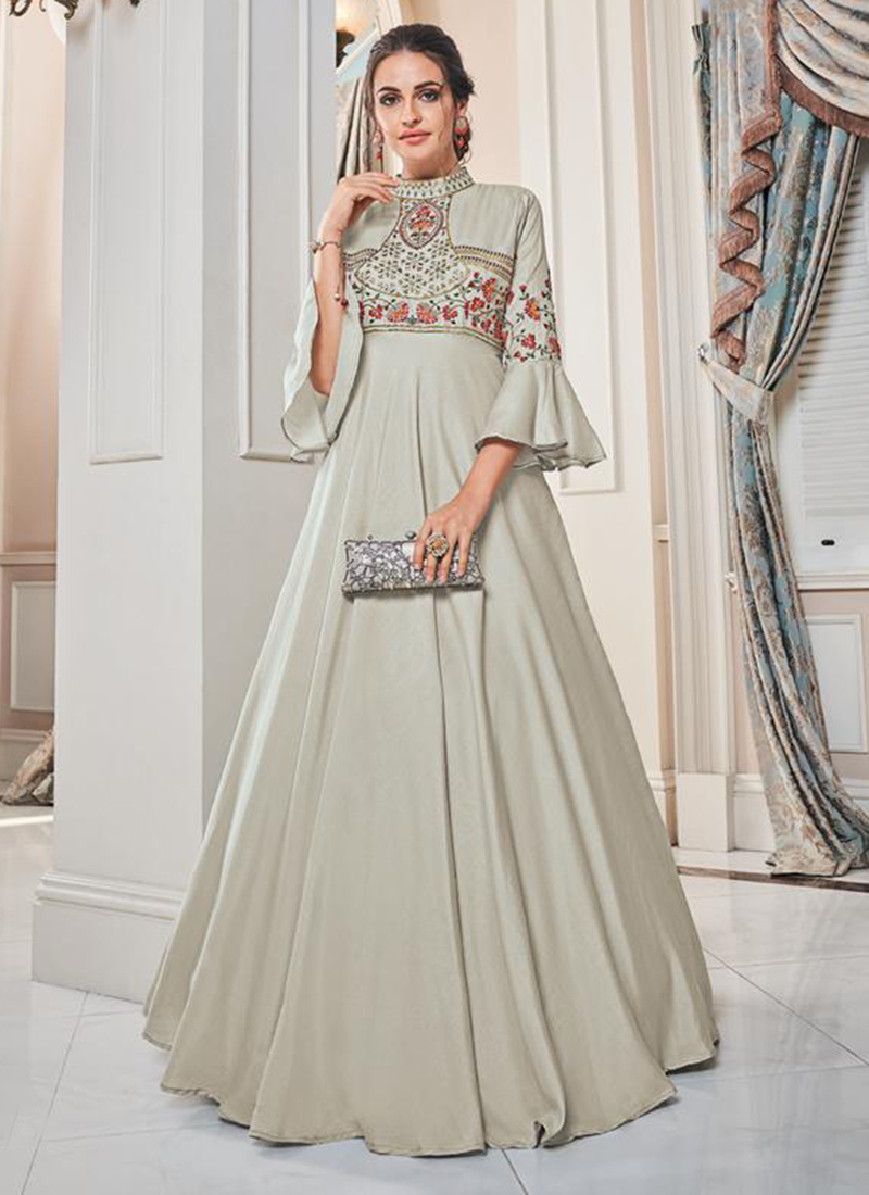tapeta gown