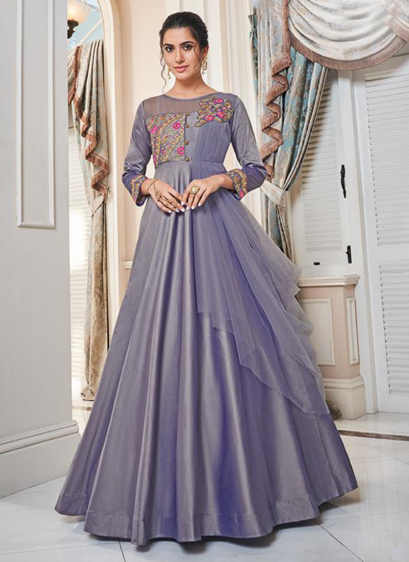 tapeta gown