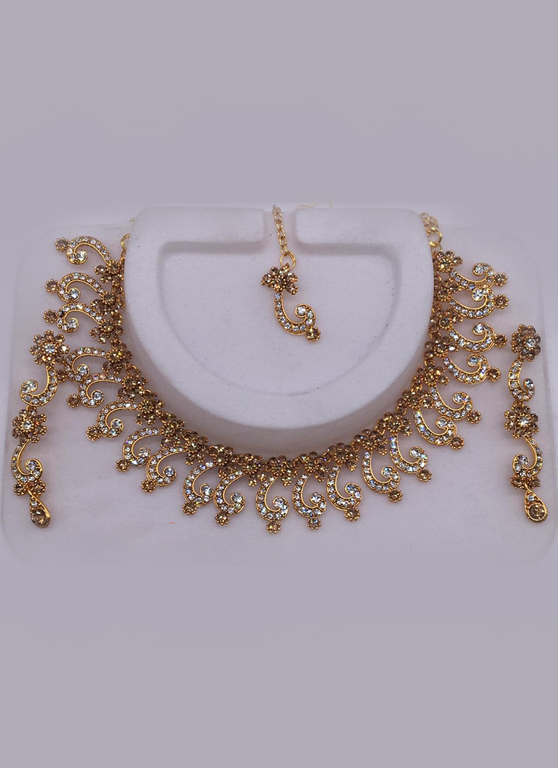 online shopping necklace set with maang tikka