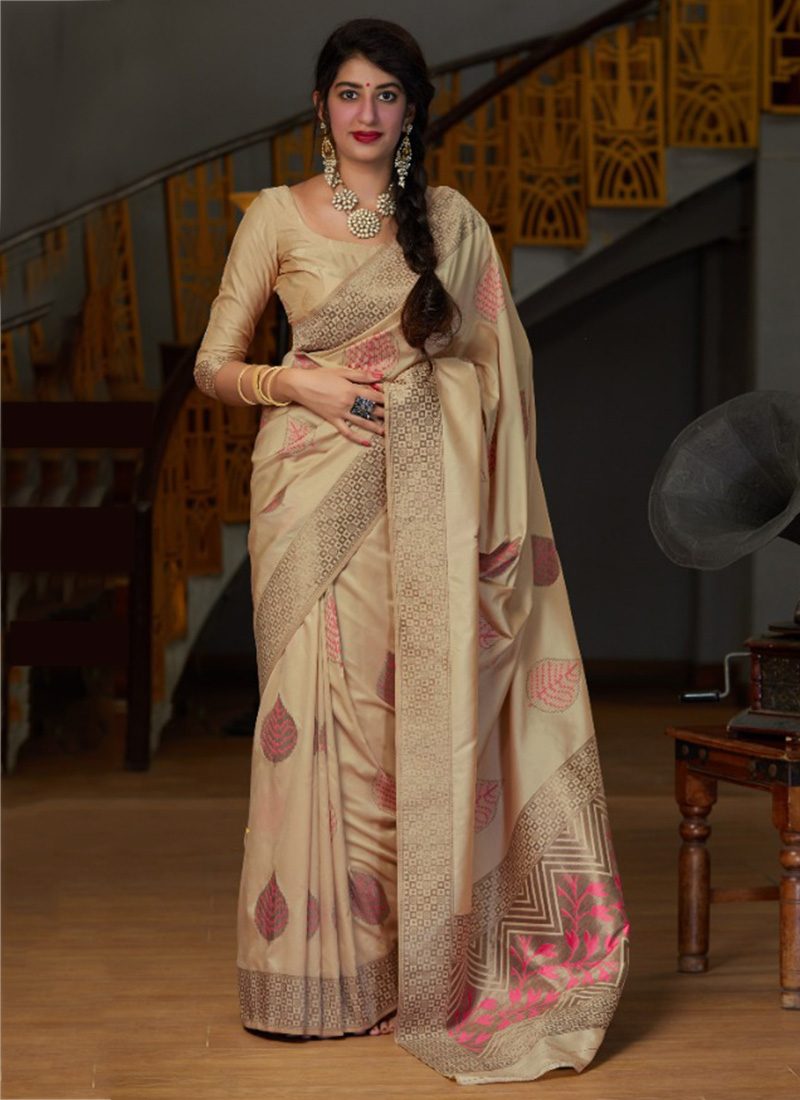 Buy Golden Silk Heavy Wedding Wear Weaving Saree Online From ...