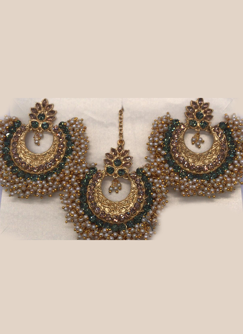 Buy Red Kundan Maang Tikka with Pearls for Women Online at Ajnaa Jewels  |391088