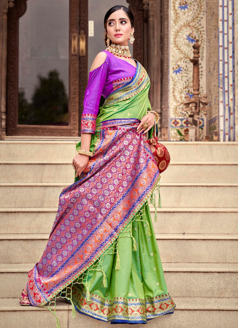 Beautiful Designer Hit Flower Pure Dola Silk Saree at Rs 899.00 in Surat |  ID: 2853178117912