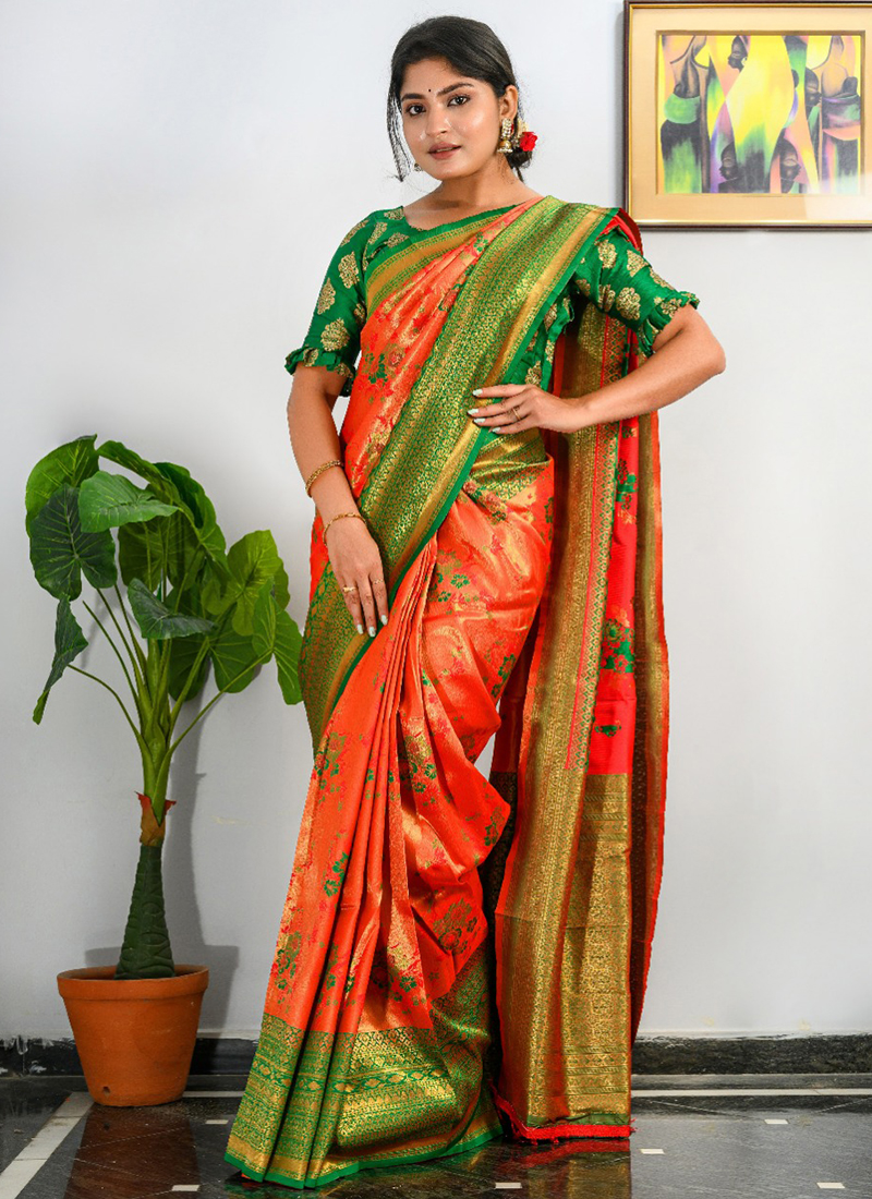 Banarasi Sarees (बनारसी साड़ी) - Upto 50% to 80% OFF on Pure Banarasi Silk  Sarees Online at Best Prices In India | Flipkart.com