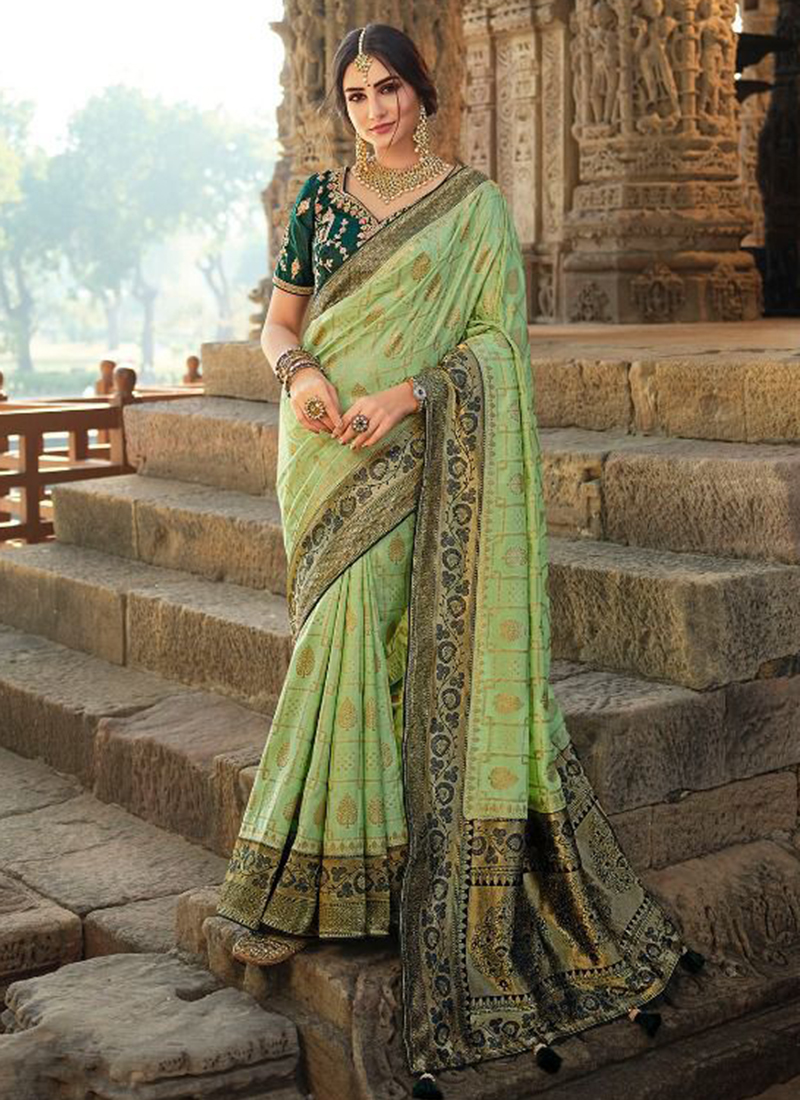 VD CREATION Women's New Dola Silk With Jecuard Lace Border Party Fashion Wedding  Saree Green Color