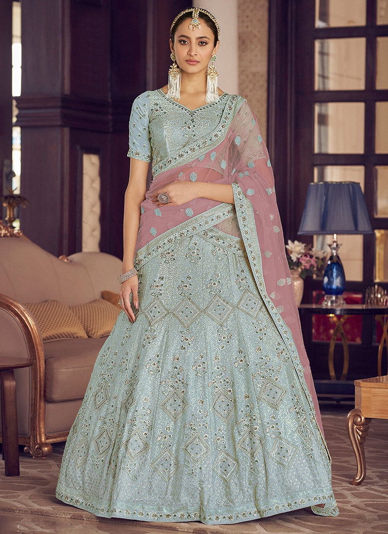 Buy Women Emerald Green Sequin Embroidered Lehenga Set With Blouse And  Dupatta - Ready To Wear Lehengas - Indya