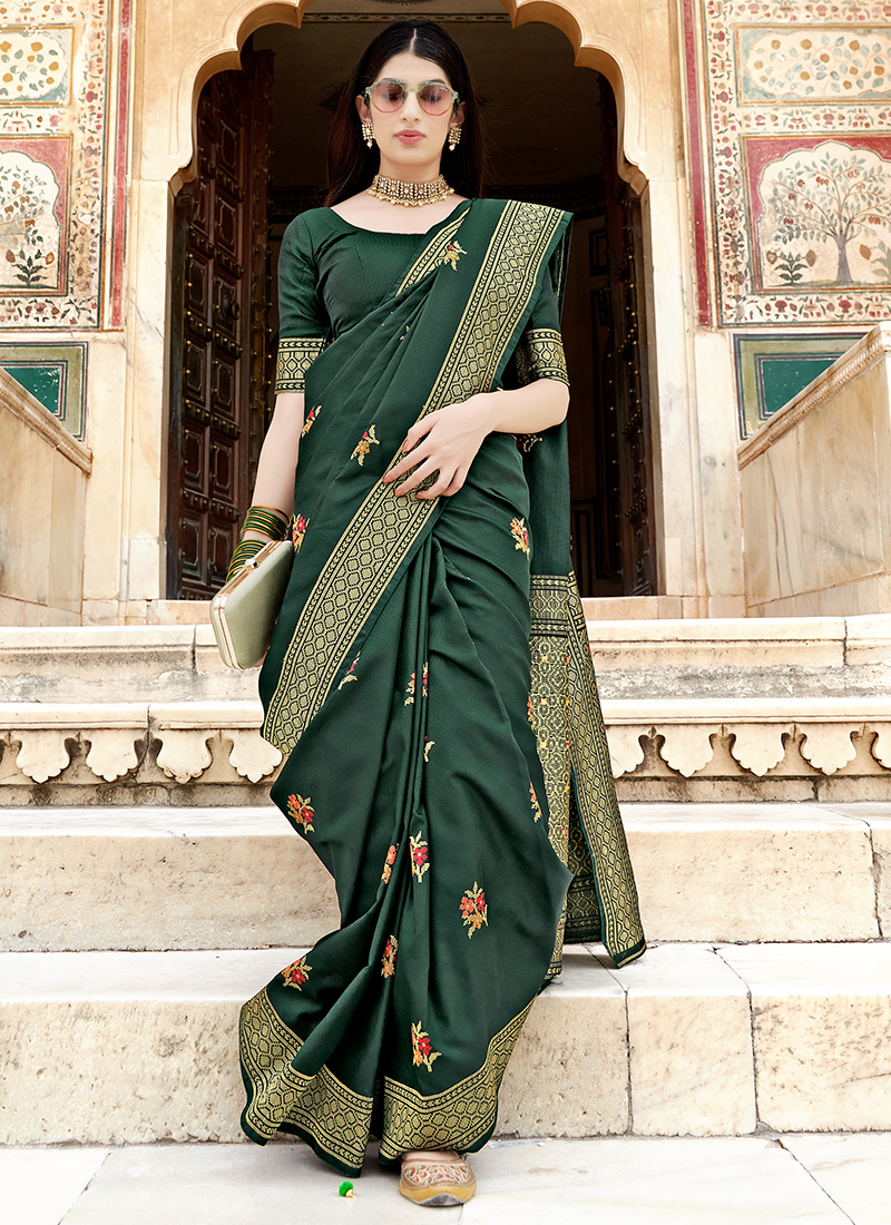 Handloom Emerald Green Pure Katan Silk Banarasi Saree with Traditional –  WeaverStory