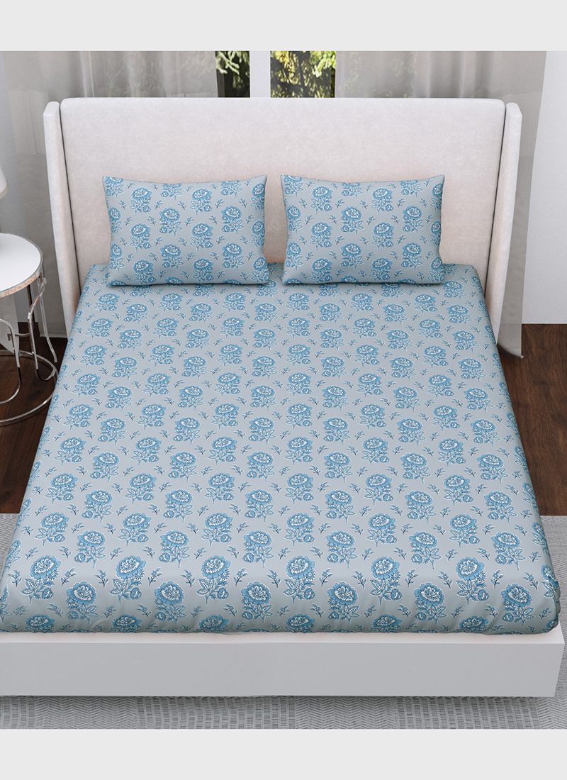 Chic White/Blue Buta Jumbo Bedsheets - 100×108 GLORY