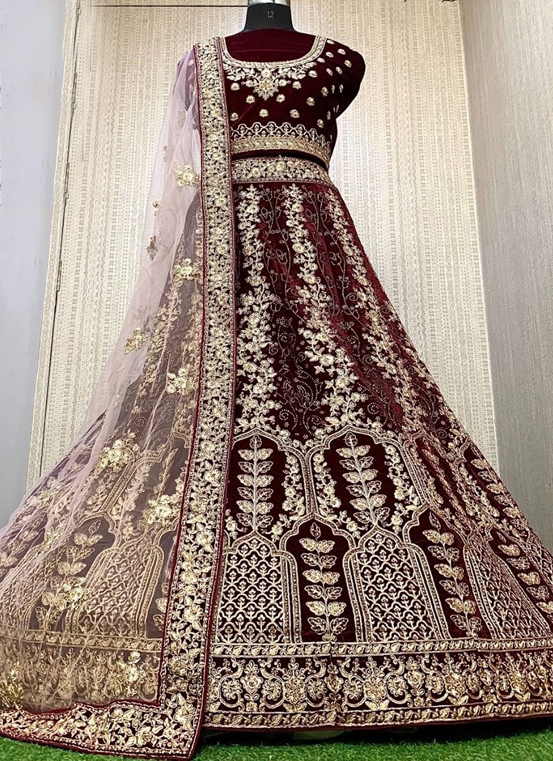 Page 3 | Contemporary Velvet Lehenga and Ghagra Choli: Buy Latest Designs  Online | Utsav Fashion