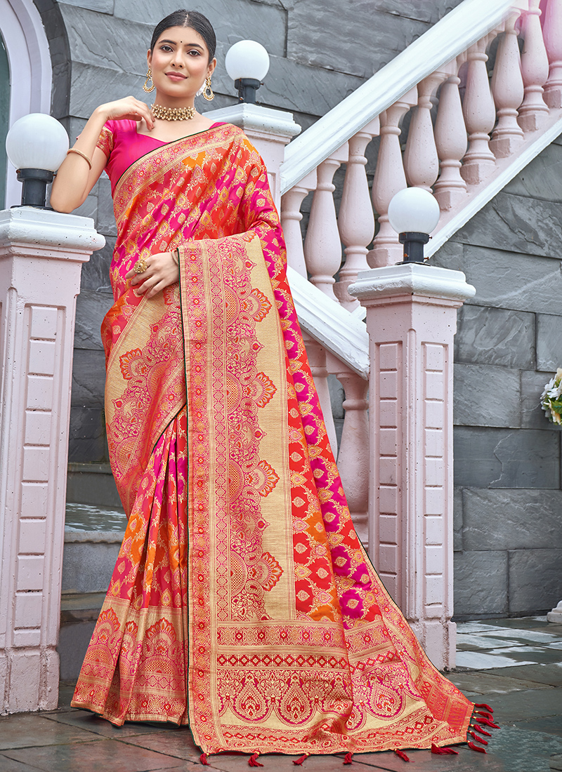 Sarees - Buy Latest Designer Sarees Online 2023 | Peachmode