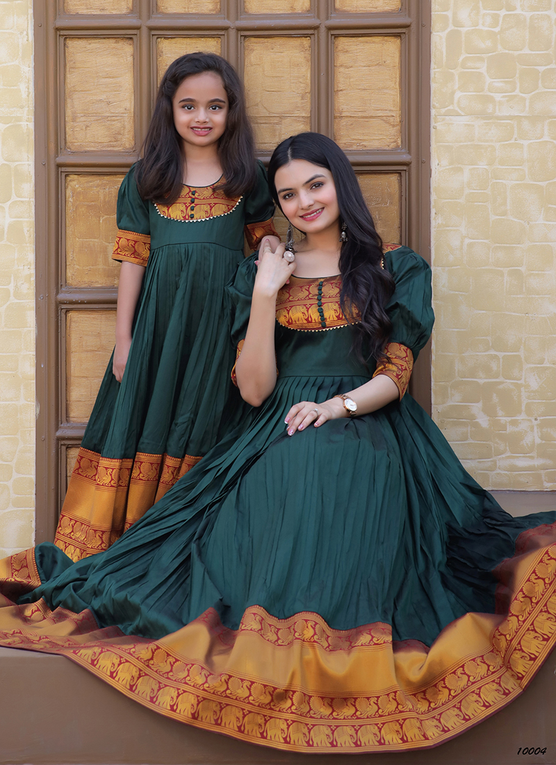 family combo traditional dress online Online | Buy Grey and Pink Family  Matching Dress Set