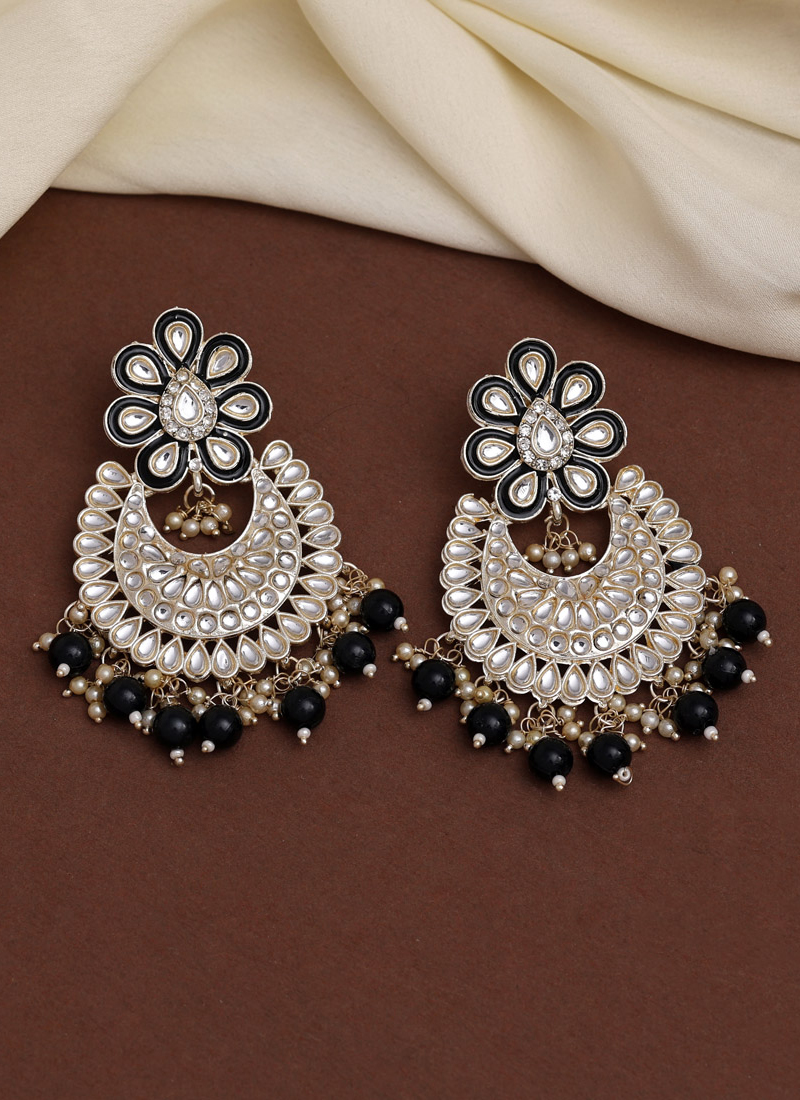 KUNDAN LOOK GOLD PLATED PEAR SHAPED BLACK EARRINGS – Sanvi Jewels