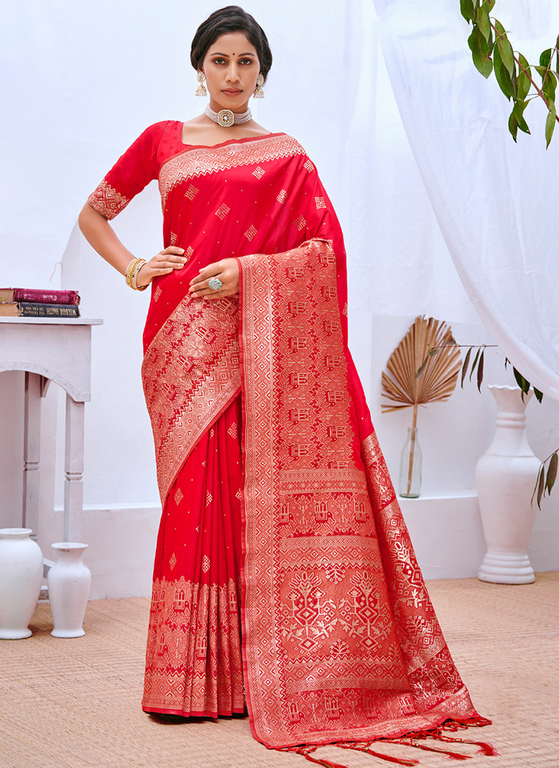 Currant Red Banarasi Woven Silk Traditional Saree main image 1
