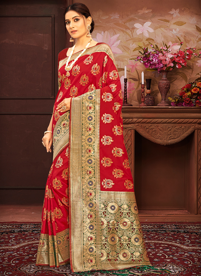 Red Banarasi Saree - Buy Red Banarasi Saree Online in India | Myntra