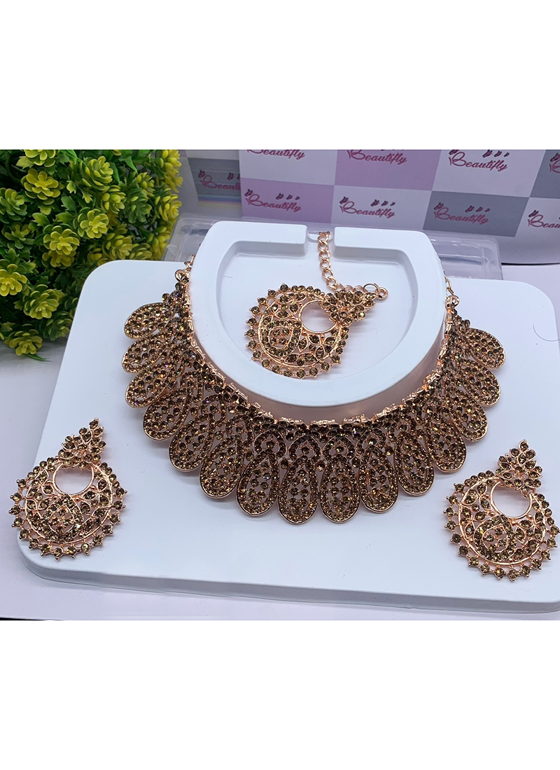 Buy New Copper Alloy Gold Plated Necklace Set Online From