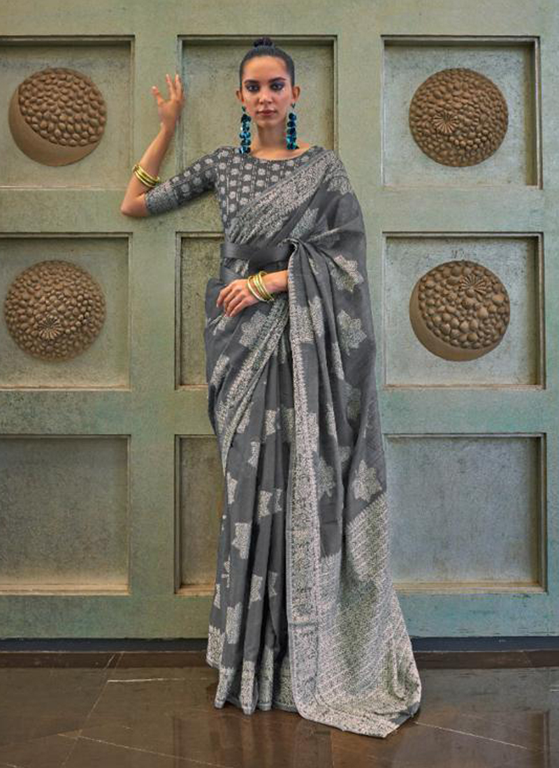 Lucknowi Chikan Saree (W/B-Cotton) 12815 | Cotton saree designs, Indian  saree blouses designs, Saree designs party wear