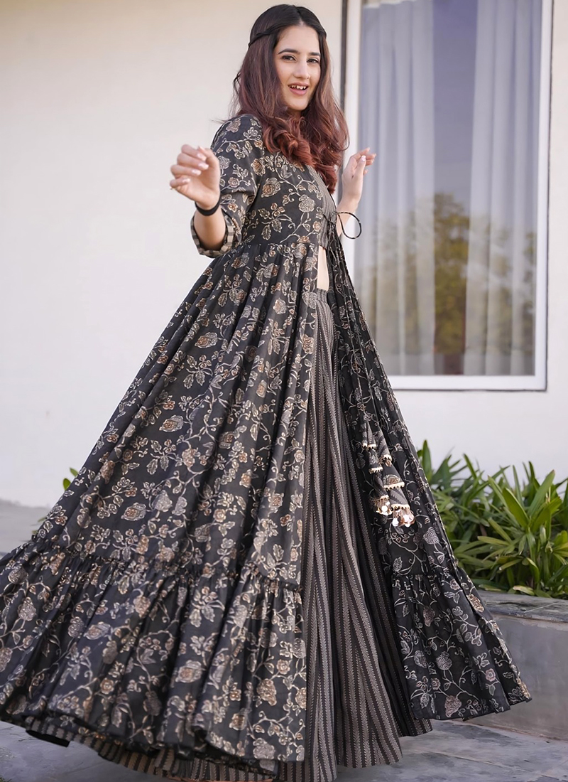 S4u Shivali Dno 737 Fancy Stylish Designer Wedding Wear Indo Western