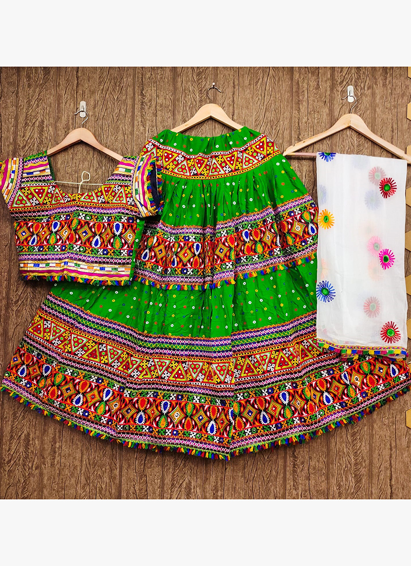 Colourful Indian traditional ethnic ware for woman or girls Gujarat, India.  Handmade tribal skirt with embroidery, mirror work. Wedding dress of rural  Stock Photo - Alamy