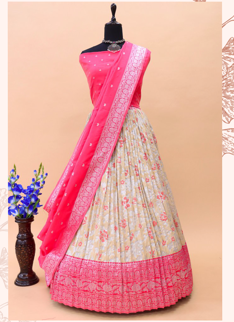 Pattu best sale lehenga online