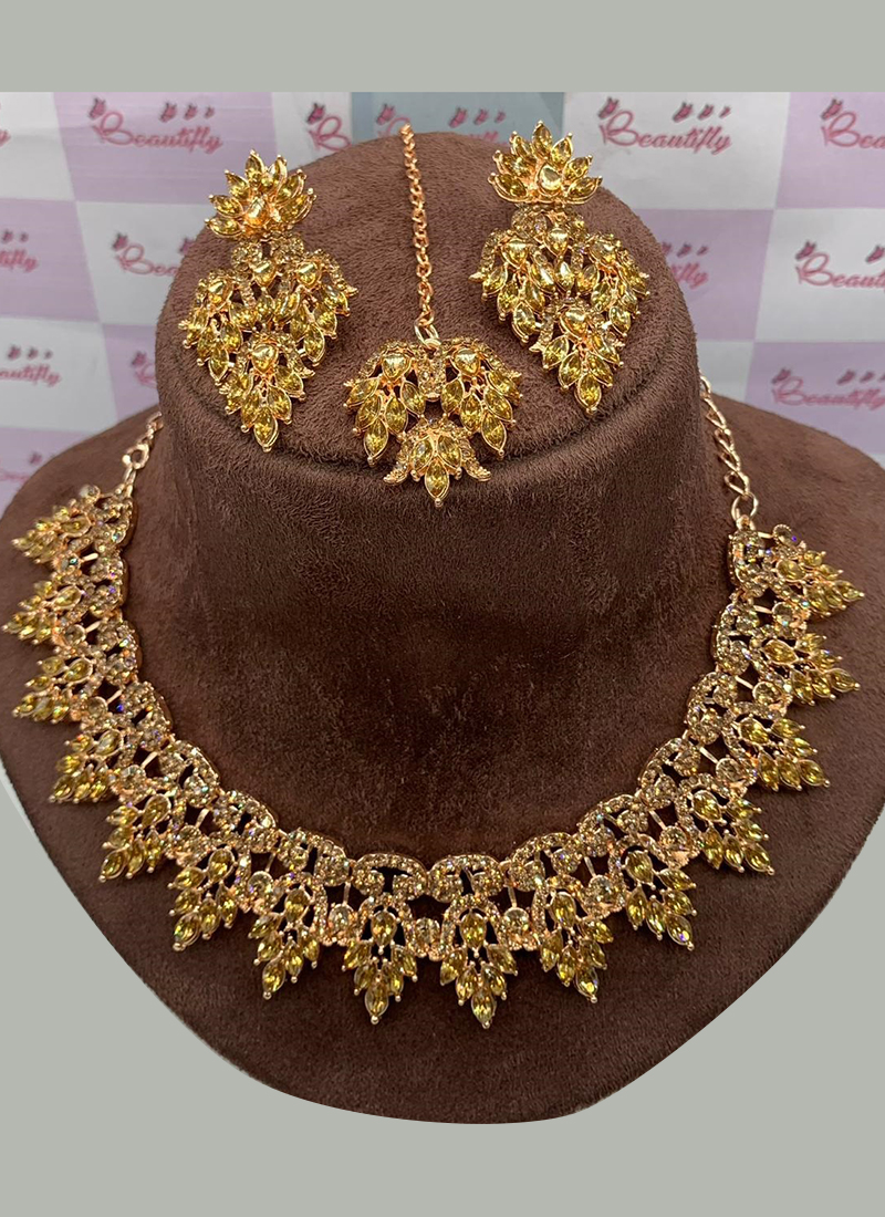 Single Studded Stone Necklace Designs Buy Yellow Gold Plated