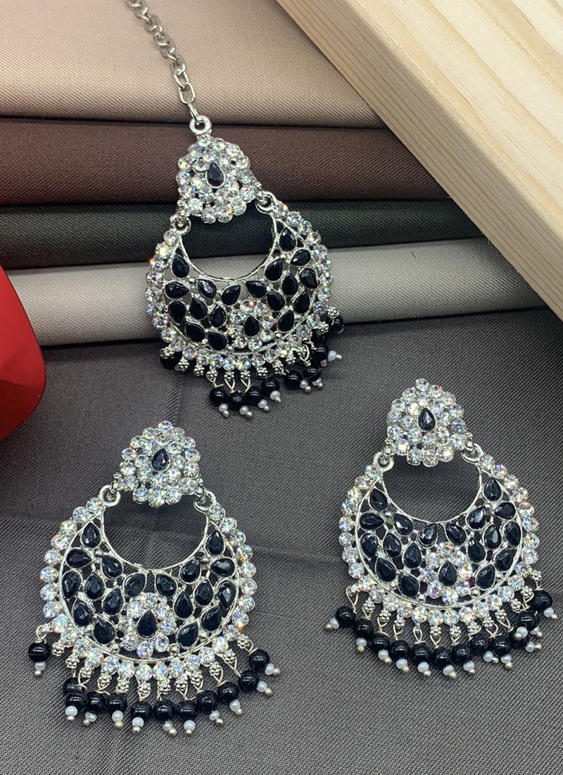 Imitation Jewelry Trending Wedding Wear Designer Golden Baby Pink Maang  Tikka Earring Set For Bridal EM63 – Buy Indian Fashion Jewellery