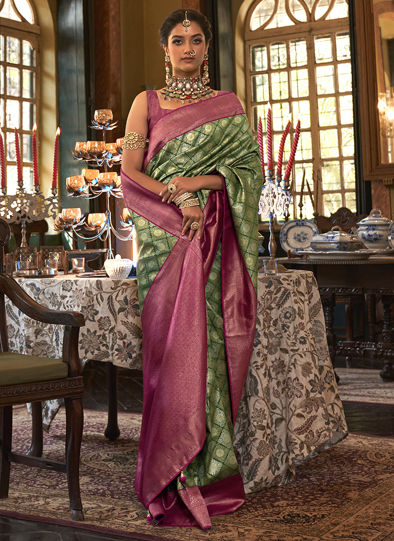 Photo of A south Indian bride in a kanjeevaram saree and gold jewelry for  her wedding day