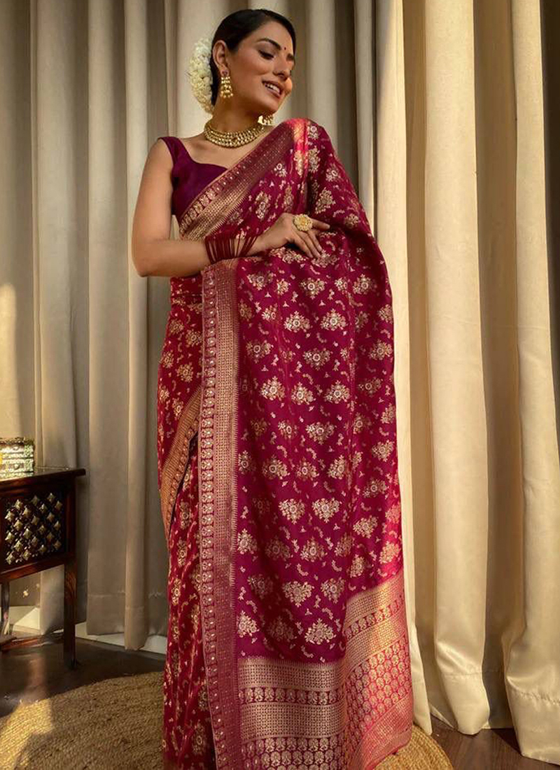 Maroon Banarasi Silk Saree With Blouse 213707