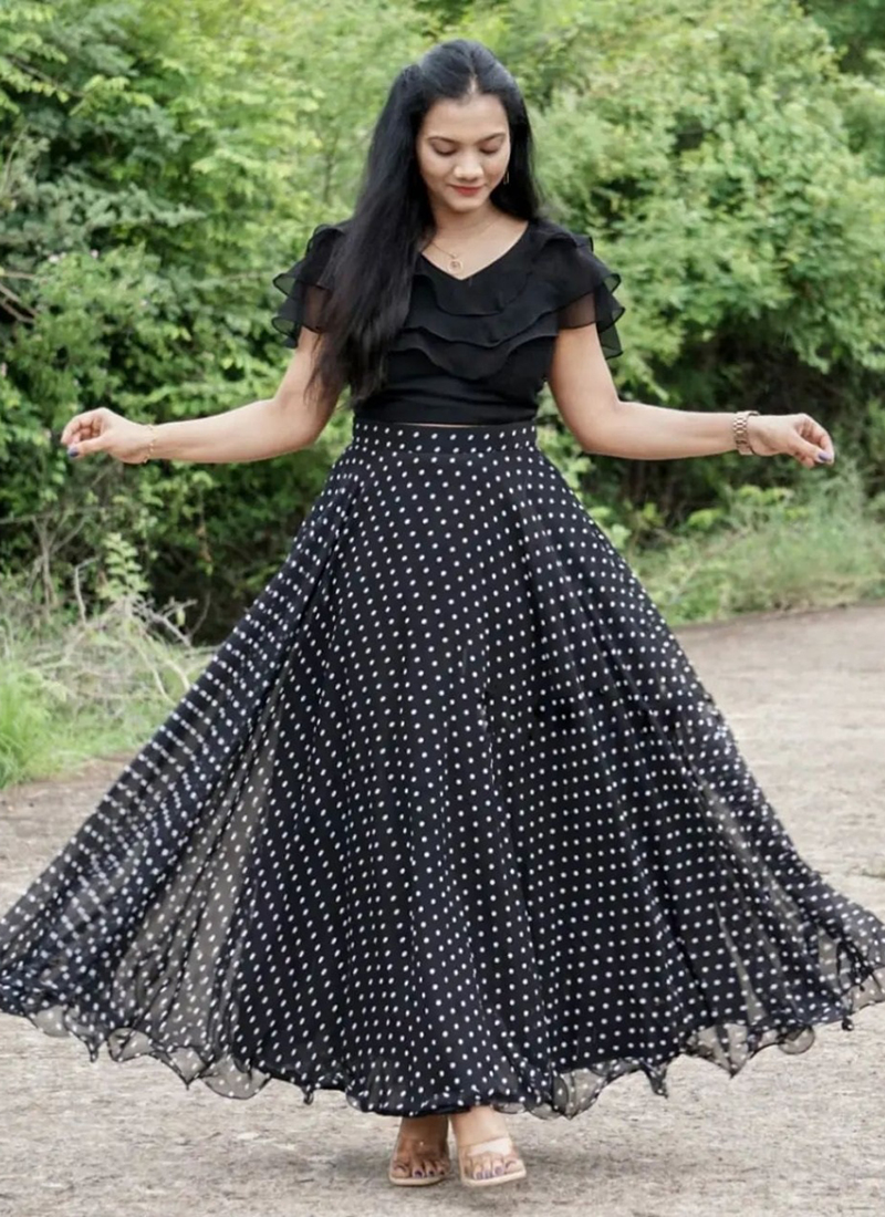 Ekeshwara black crop top and skirt party wear outfit