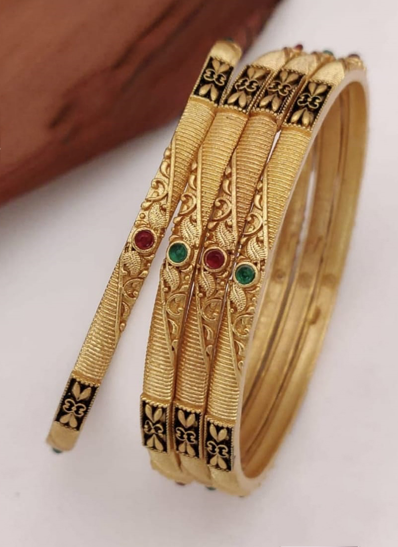 Trendy 2025 bangles online