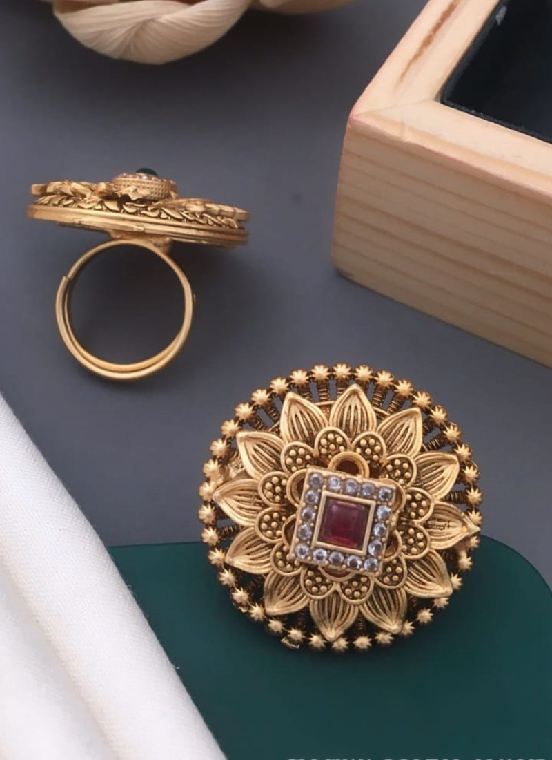 Fancy gold finger on sale rings