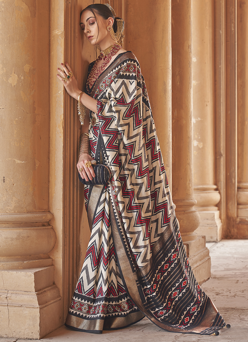Saree in Grey Silk Weaving
