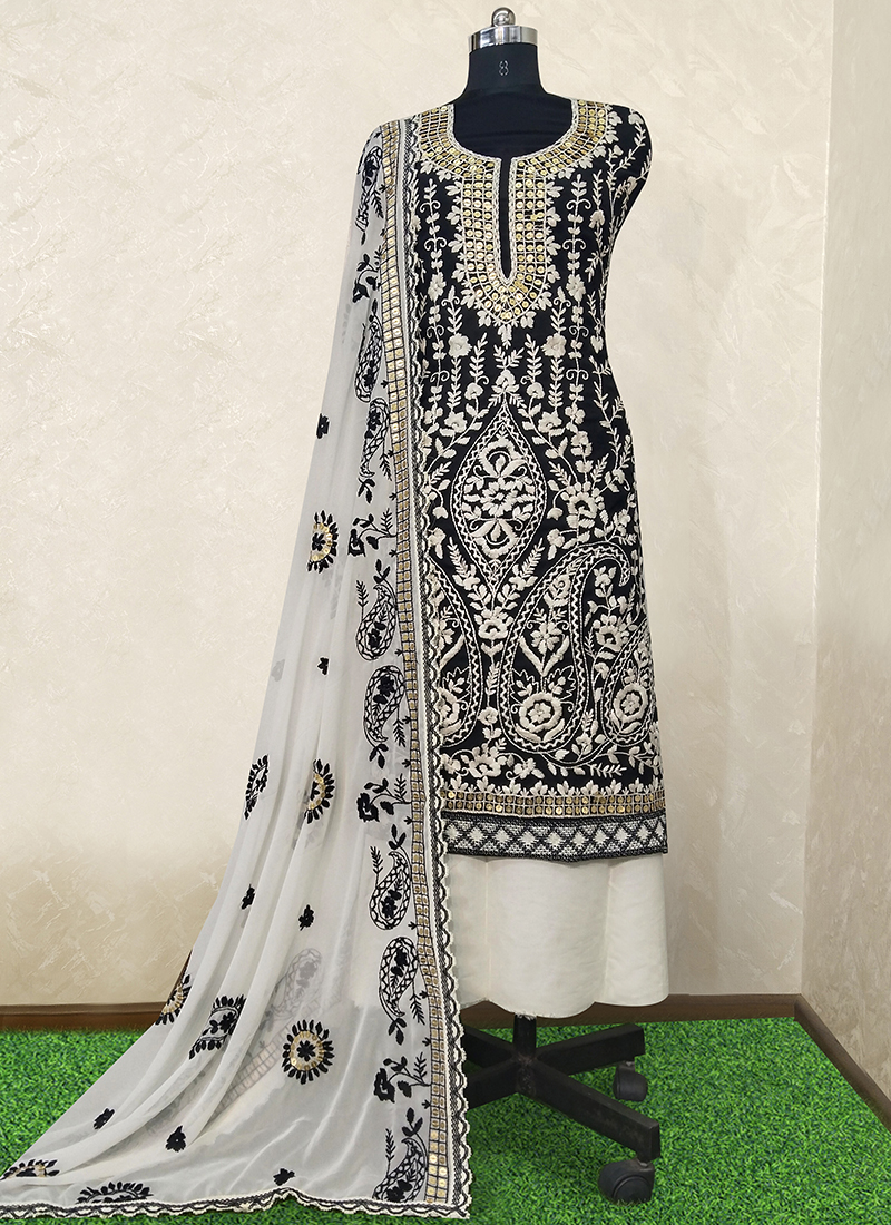 Chikankari Crafts - Buy Lucknowi Chikankari Suits Online in India l iTokri  आई.टोकरी