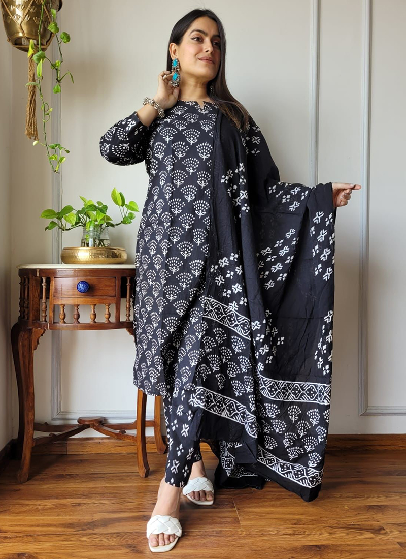 Buy Cotton Black Casual Wear Printed Readymade Salwar Suit Online