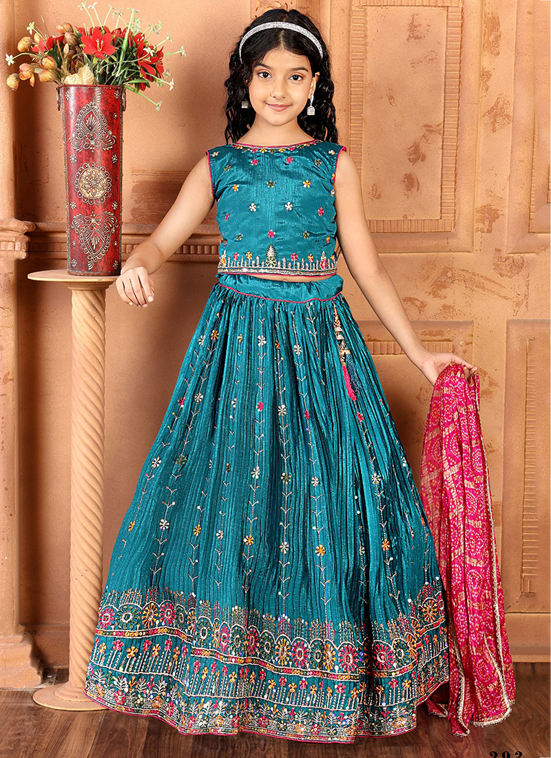 Kids Lehenga Designs Little Girl Indian Wedding Dresses Indian Wedding  Velvet Gown For Girls: Baby Girls Ethnic Dress