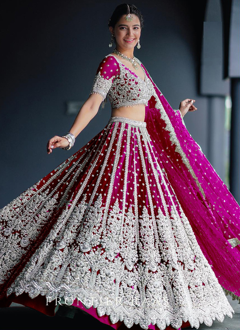 Georgette White Color Lehenga Choli With Lucknowi Work and Bandhani Silk  Dupatta in USA, UK, Malaysia, South Africa, Dubai, Singapore