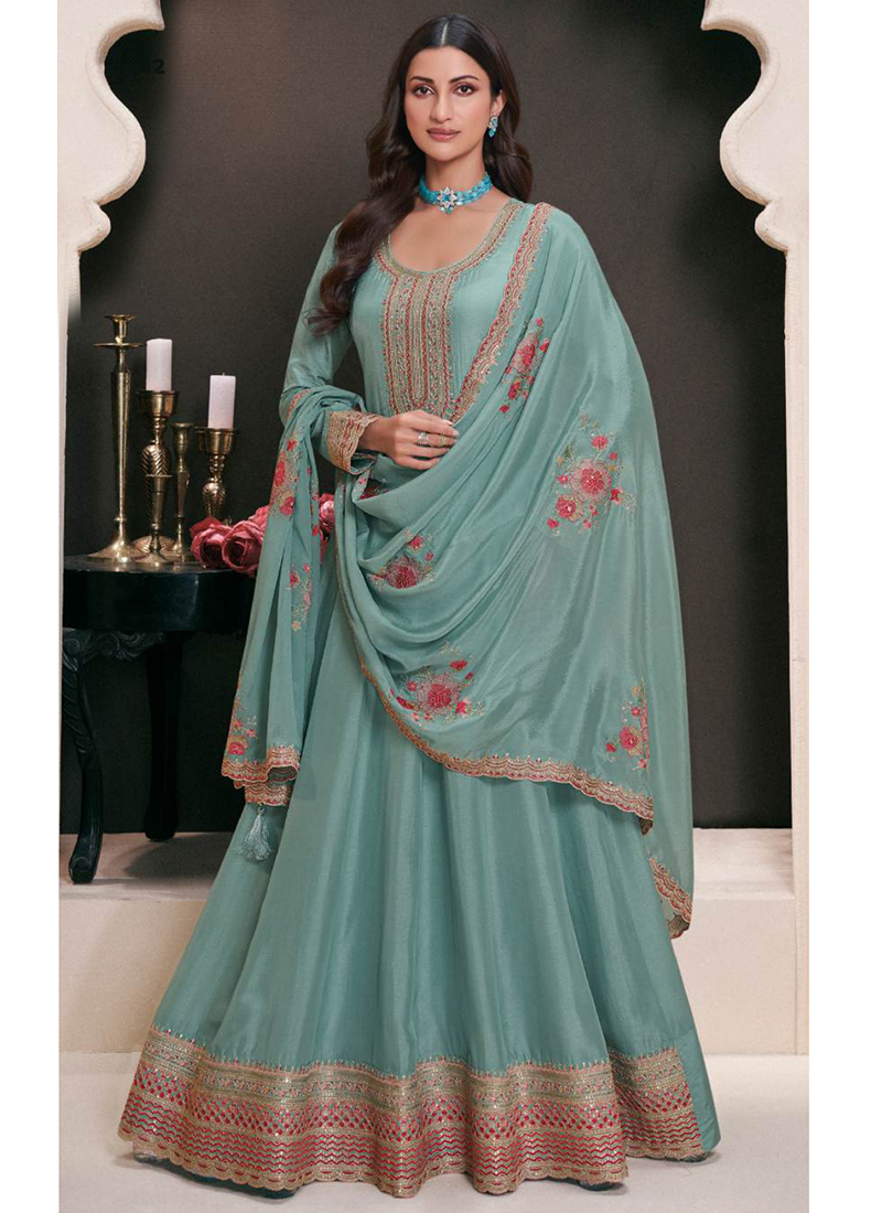Ceremonial Accessory with Embroidery: Timeless Elegance for Cherished Moments