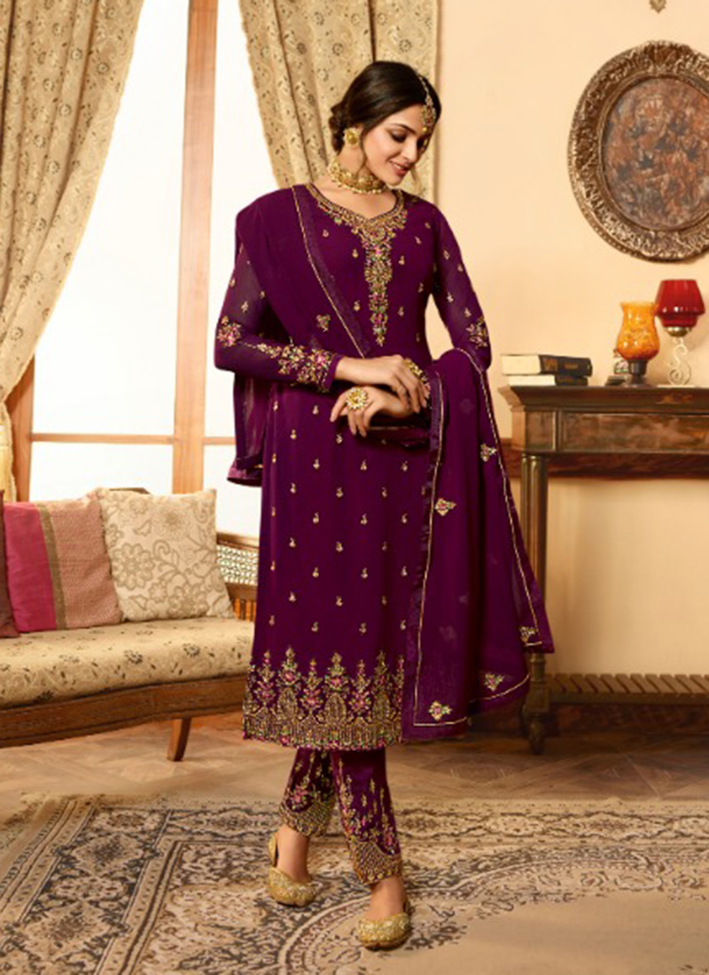 embroidery in churidar