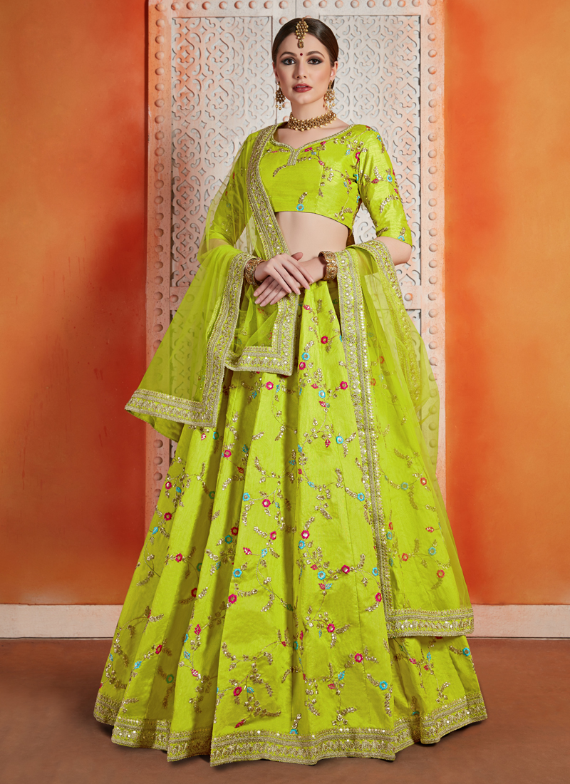 latest designer dresses for wedding function