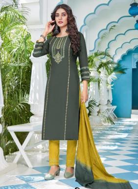 Pavitra Vol 4 Readymade Heavy Rayon Wholesale Salwar Suits 6 Pieces Catalog