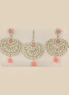 Chandbali Design Stone Studded Earrings With Maang Tikka Collection