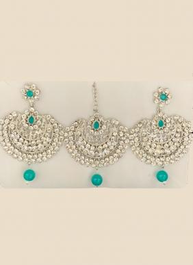 Stone Studded Chandbali Design Earrings With Maang Tikka Collection