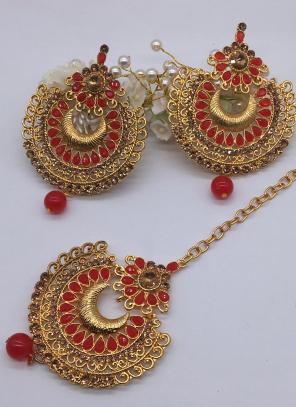 Red And Gold Diamond Studded Earrings With Maang Tikka