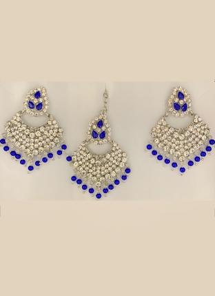 Blue Pasa Design Diamond Studded Earrings With Maang Tikka