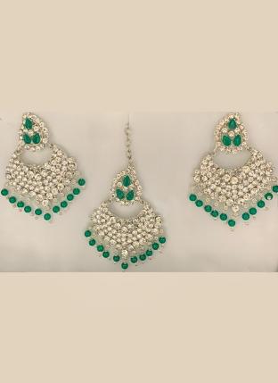 Green Pasa Design Diamond Studded Earrings With Maang Tikka