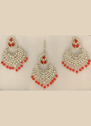 Orange Pasa Design Diamond Studded Earrings With Maang Tikka