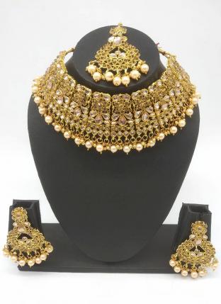 Golden Kundan Studded Designer Wedding Necklace Set