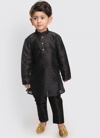 2022y/February/30222/Black-Art-Dhupion-Traditional-Wear-Plain-Kids-Kurta-Pajama-137028.jpg