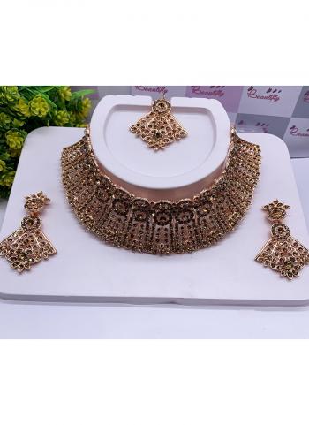 2023y/January/37762/Shining-Alloy-Gold-Plated-Jewellery-Set-48595.jpg